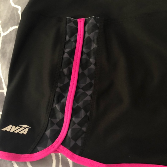 🍀2 for $10🍀 NWOT AVIA Sports shorts - Picture 2 of 4